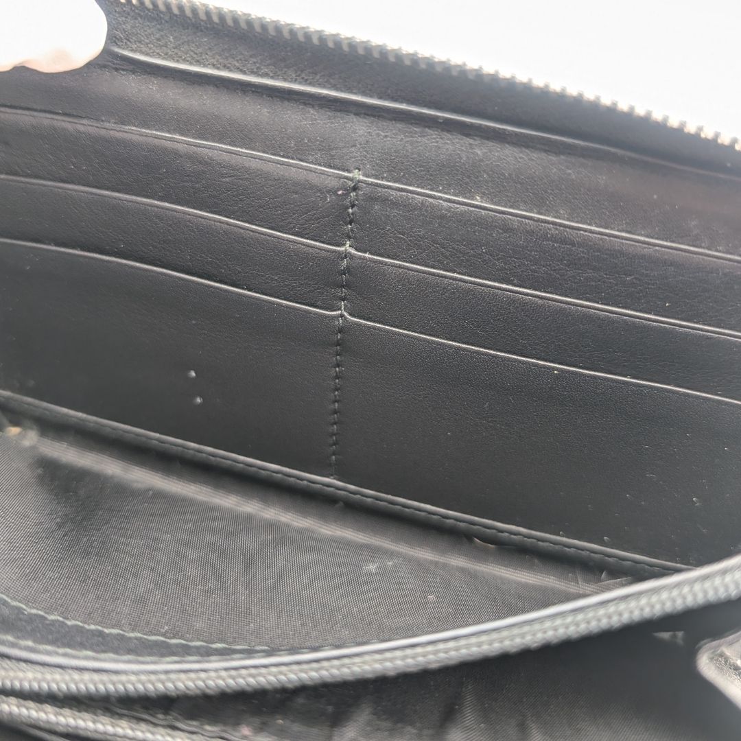 Gucci GG Supreme Arabesque Black Zip Around Wallet — view 8