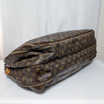 Louis Vuitton Alize de Poche Monogram Boston — view 3