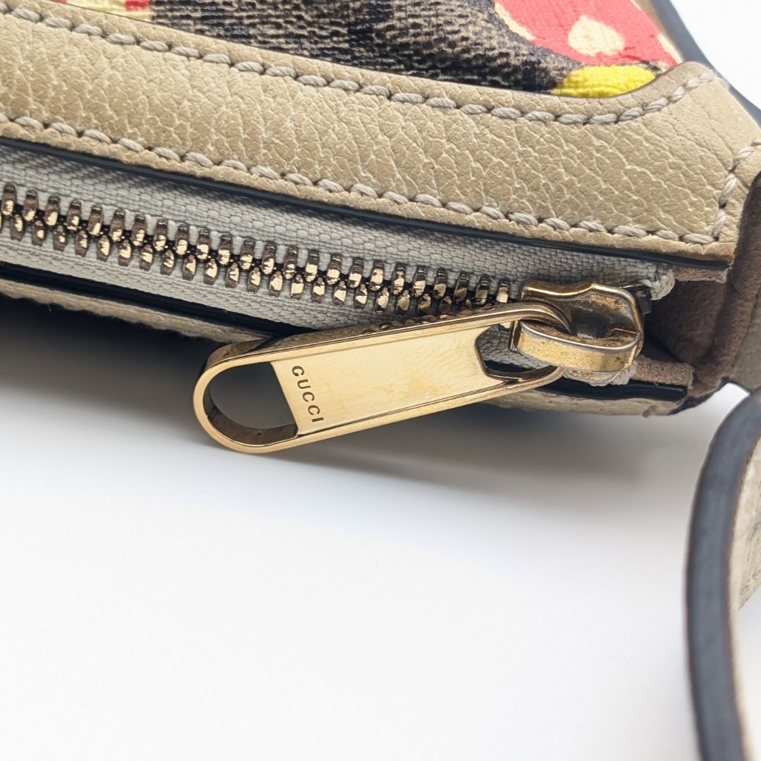 Gucci Repom GG Supreme Apple Heart White Shoulder Bag Cross — view 6