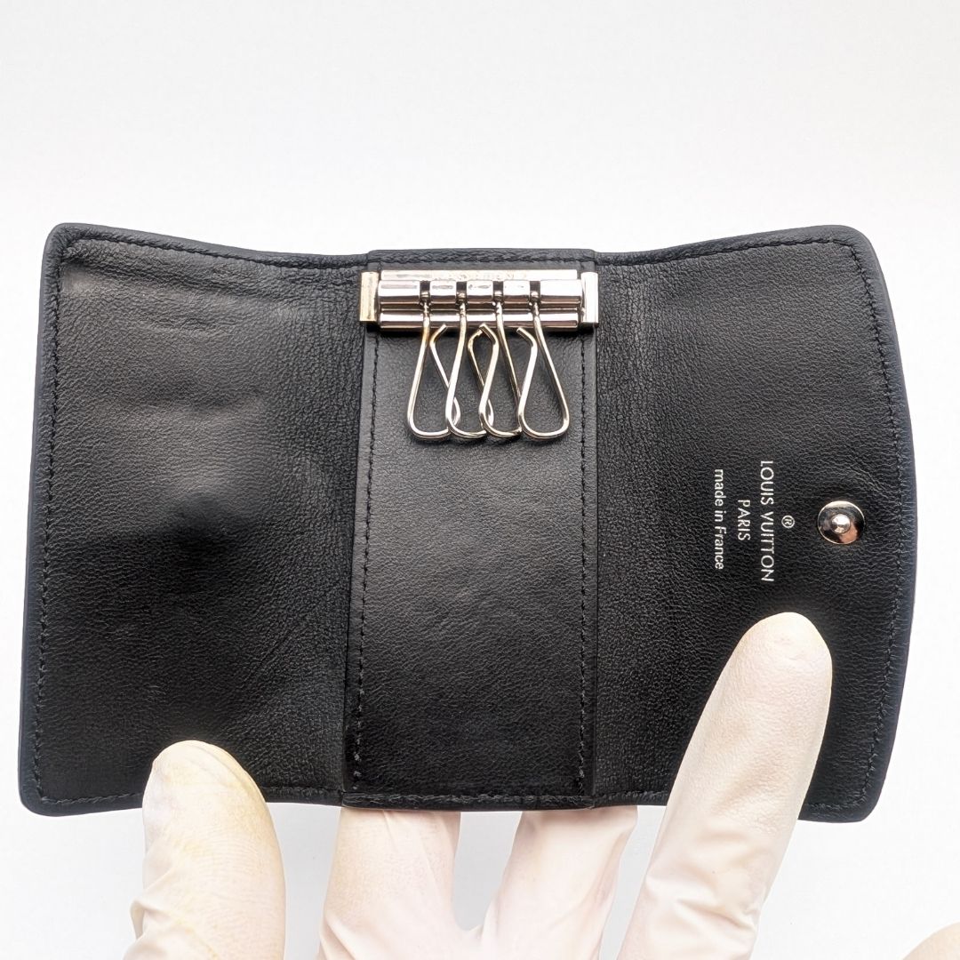 Louis Vuitton Key Case Multicles 4 Monogram Mahina Noir Black Quadruple Strand — view 6