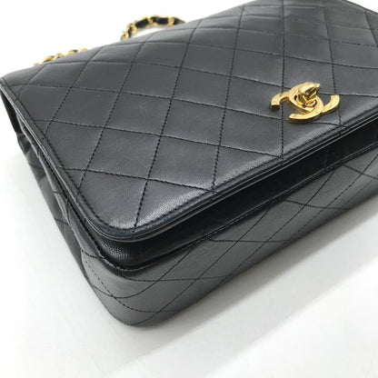 Chanel CC Logo Quilted Turnlock Leather Chain Shoulder Bag Black — view 5