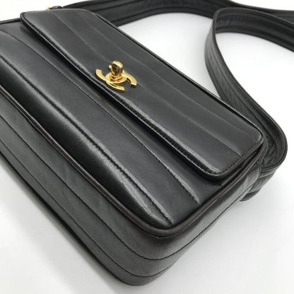 Chanel Shoulder Bag Turnlock Vintage CC Logo Fringe Tassel Black — view 4