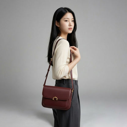 Cartier Shoulder Bag Vintage 2-Way C de Cartier Flap Leather Bordeaux — view 2