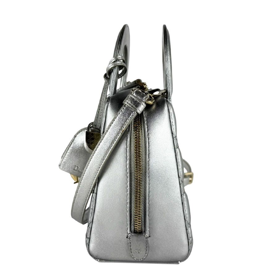 Dior Shoulder Bag Lily — view 2