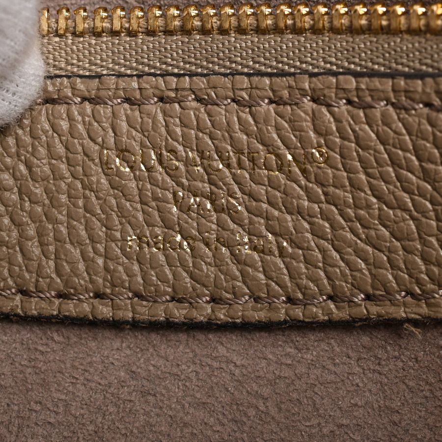 Louis Vuitton Shoulder Bag Diane — view 6