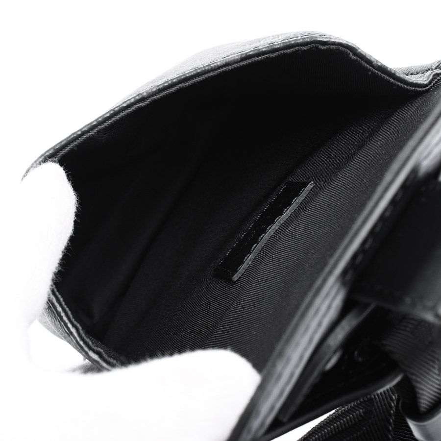 Louis Vuitton Belt Bag Saumur — view 4