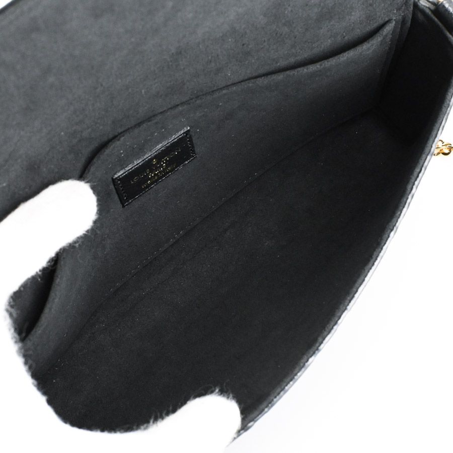 Louis Vuitton Shoulder Bag Pochette — view 4