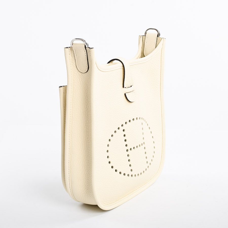 Hermes Shoulder Bag Evelyne 3 23 — view 2