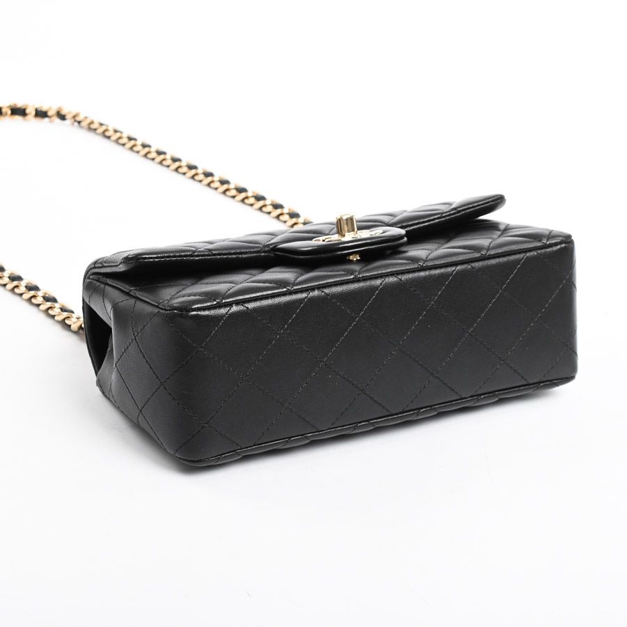 Chanel Shoulder Bag Miniflap — view 5