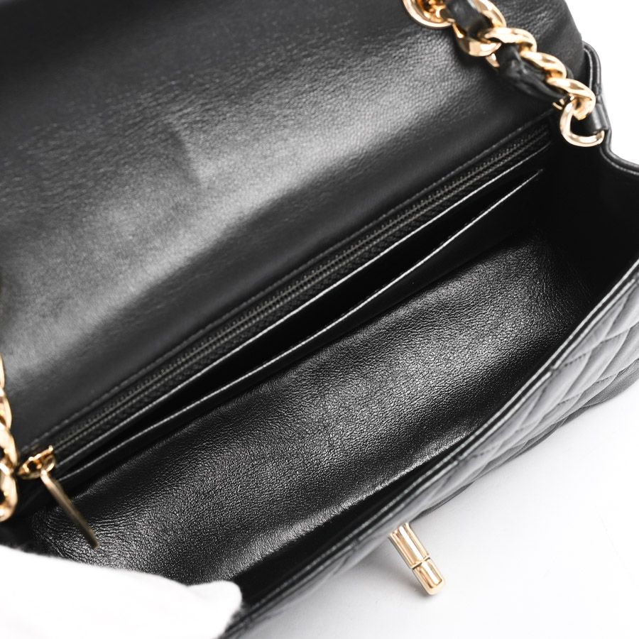 Chanel Shoulder Bag Miniflap — view 4