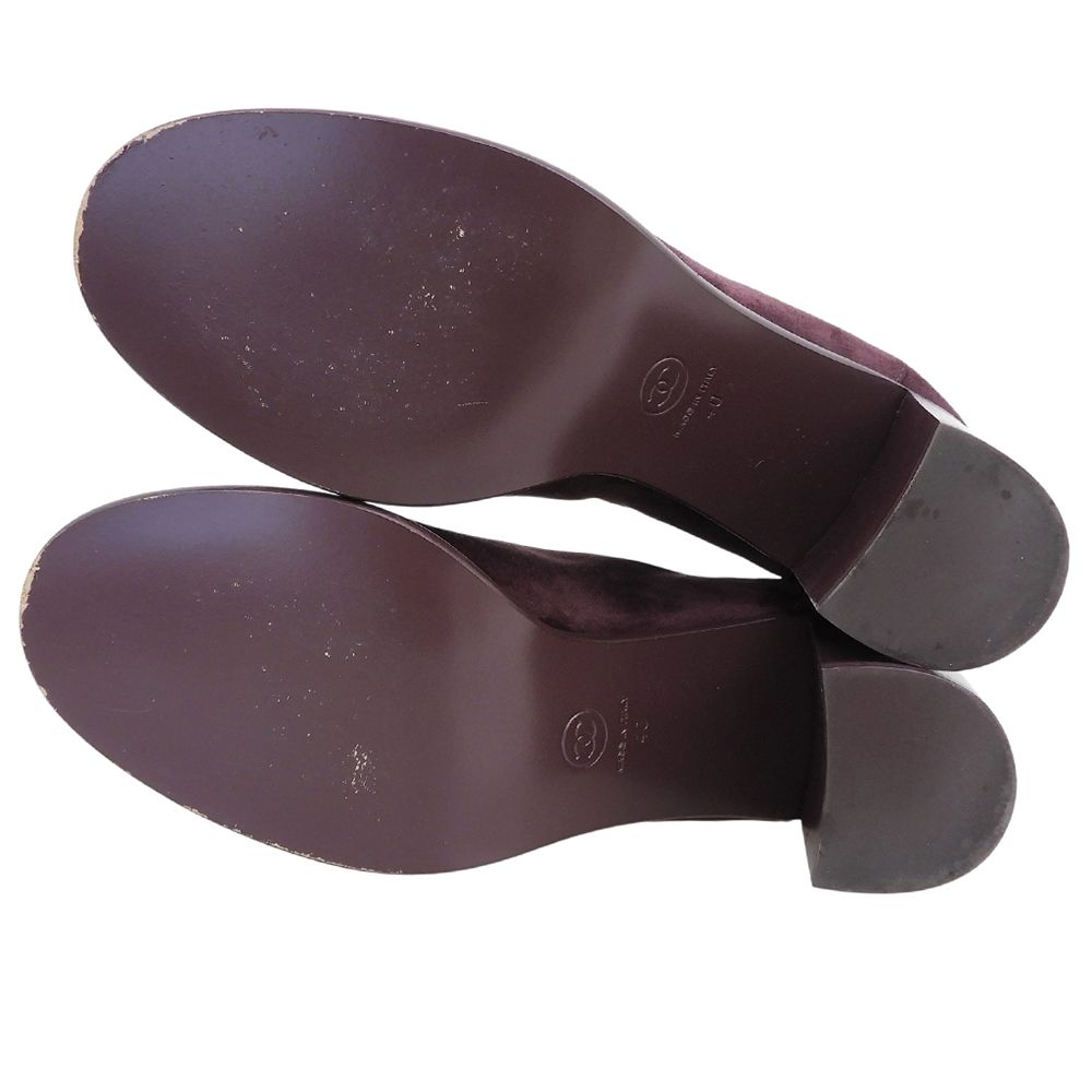 Chanel CC Logo Suede Short Boots Purple — view 2