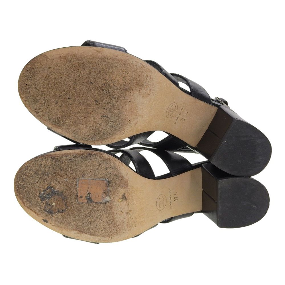 Chanel CC Logo Turnlock Back Strap Sandals Black — view 2