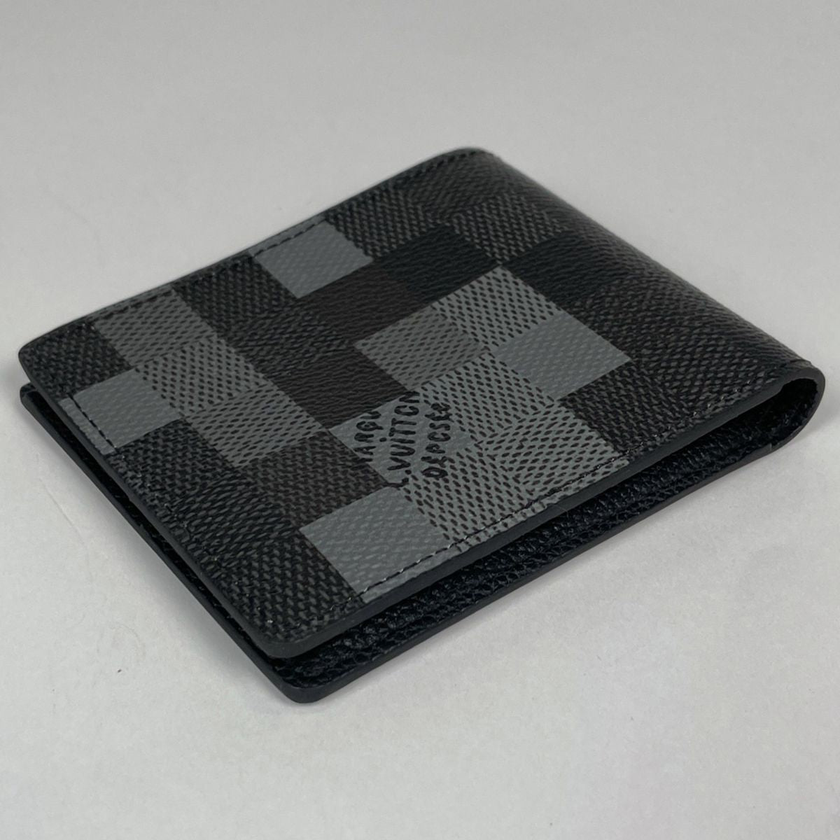 Louis Vuitton Portefeuille Calf Bifold Wallet Damoflage Leather Noir — view 2