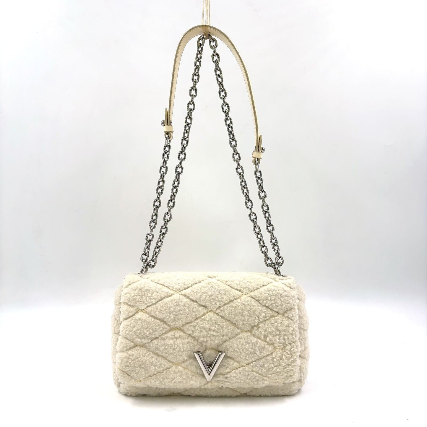 Louis Vuitton PM Lambskin Fur White Chain Shoulder Bag Silver