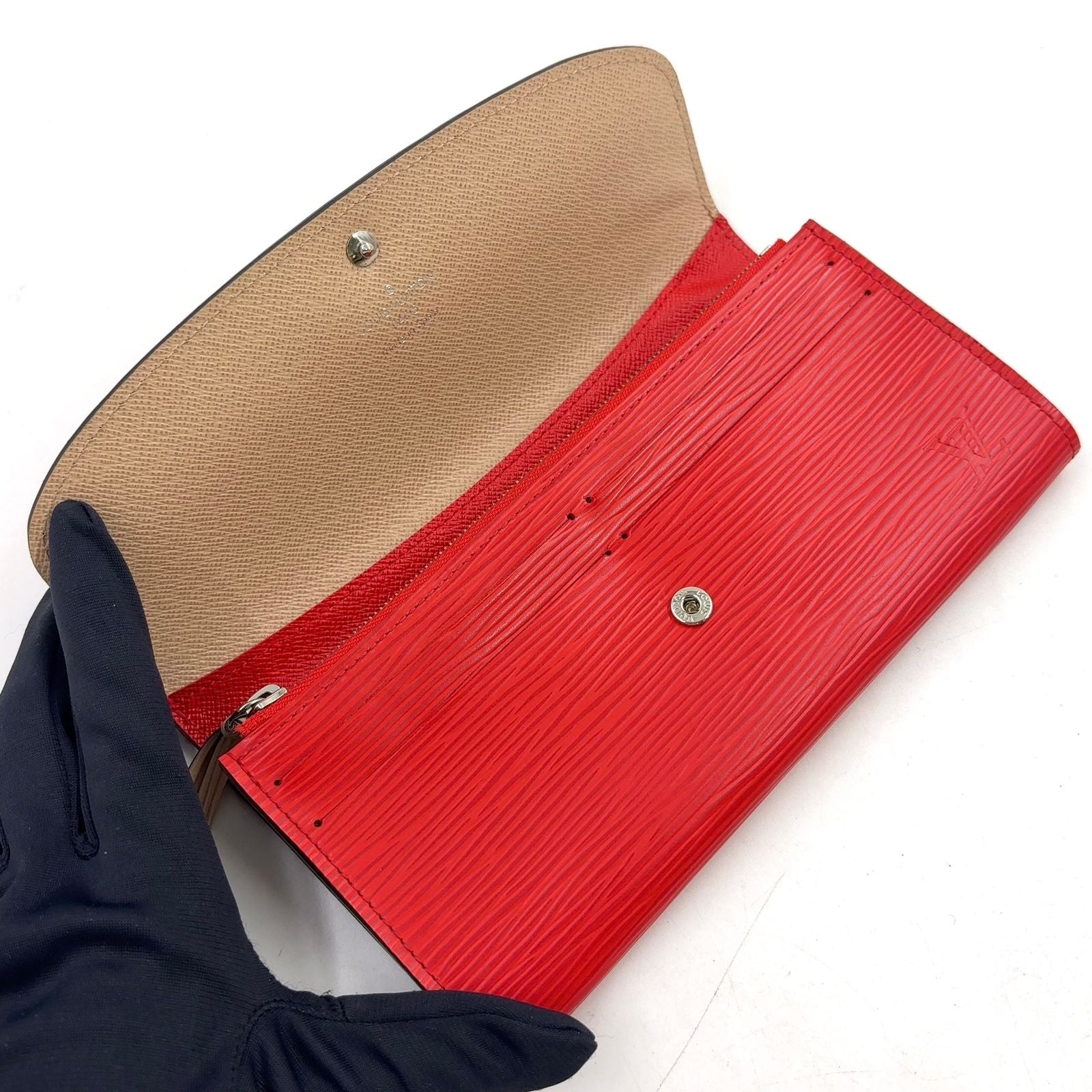 Louis Vuitton Portefeuille Emily Leather Red Wallet Silver — view 3