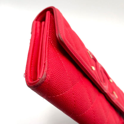 Chanel CC Filigree CC Logo Caviar Leather Red Wallet Gold — view 6