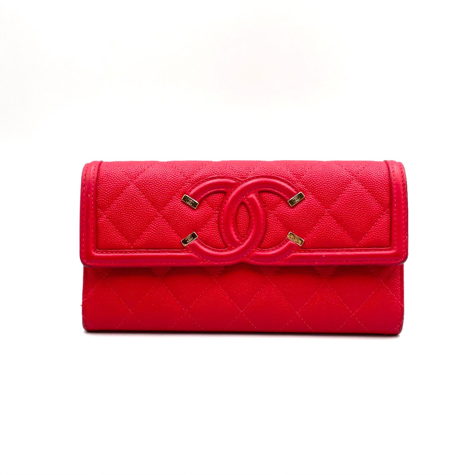Chanel CC Filigree CC Logo Caviar Leather Red Wallet Gold