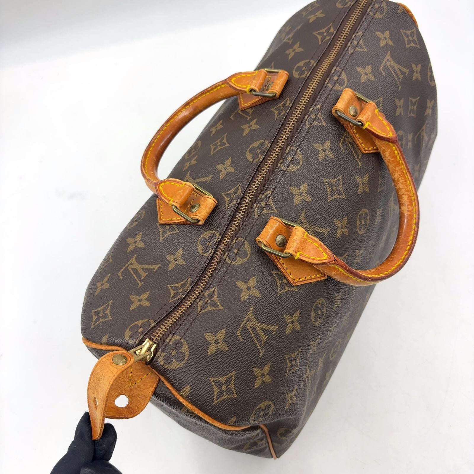 Louis Vuitton Speedy 35 Monogram Leather Brown Light Handbag Gold — view 8