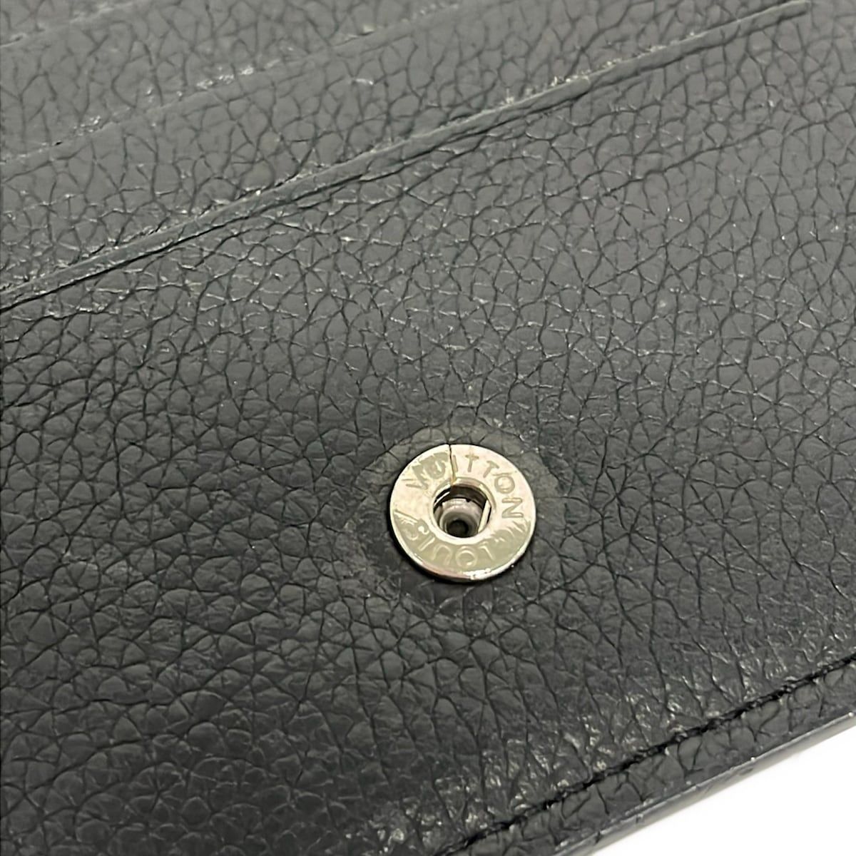 Louis Vuitton Hook Wallet Lockme Portefeuille II Compact Noir Leather Cowhide — view 6