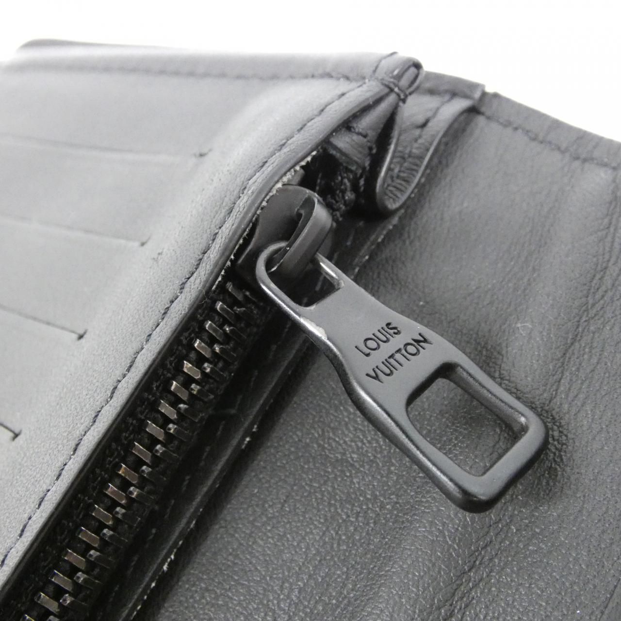 Louis Vuitton Taurillon Monogram Portefeuille Brazza Wallet — view 6