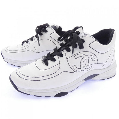 Chanel Sneakers White — view 3