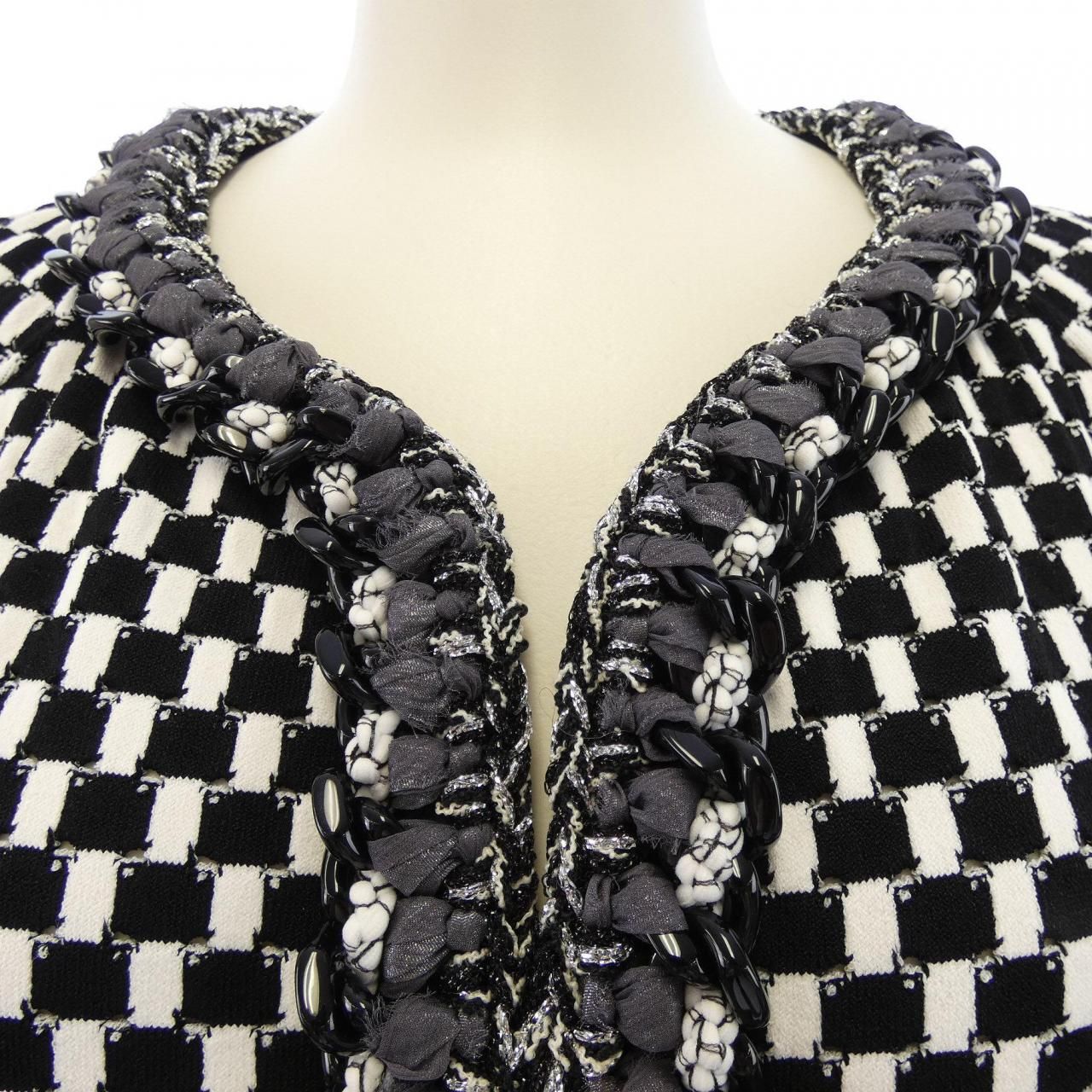 Chanel Coat White — view 5