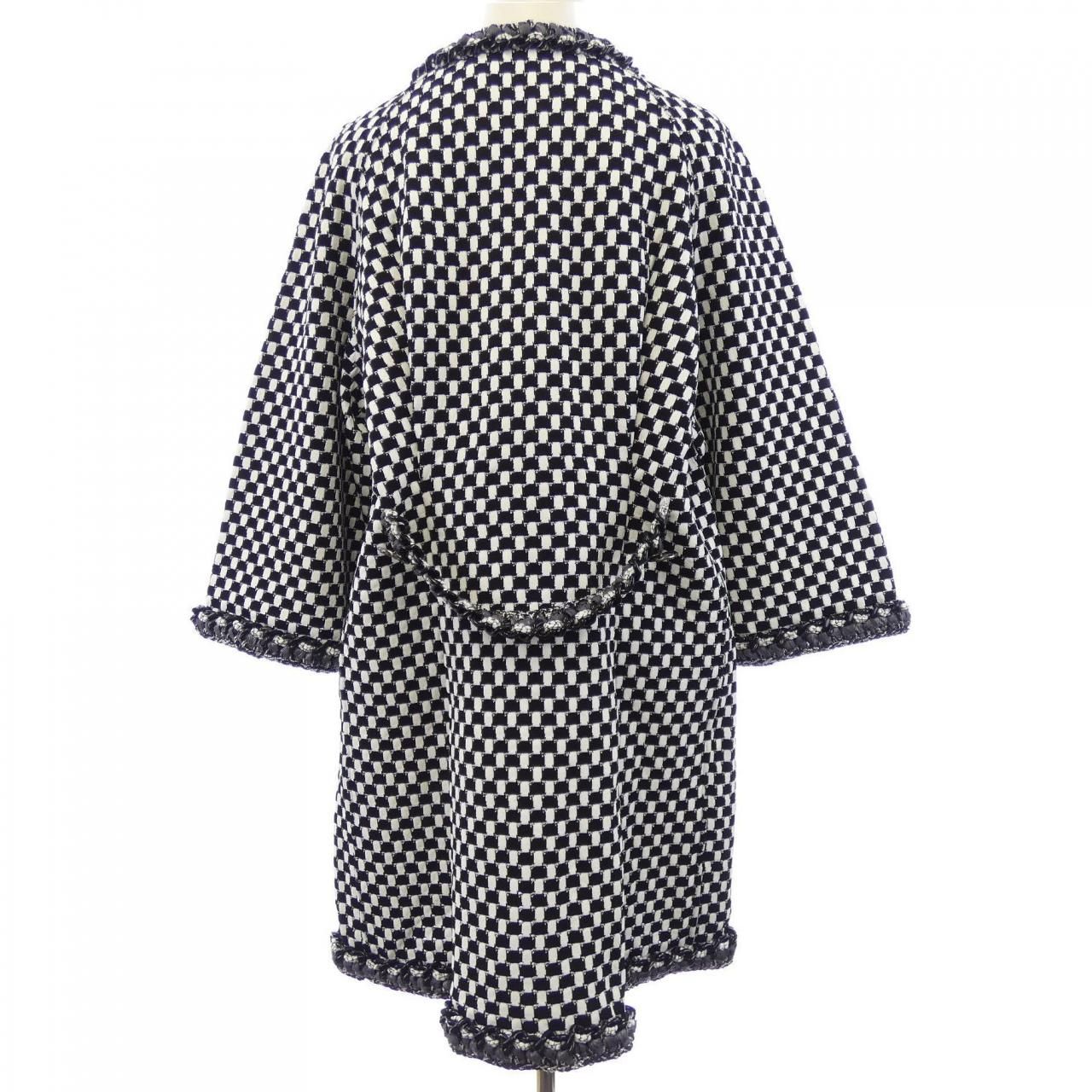 Chanel Coat White — view 2