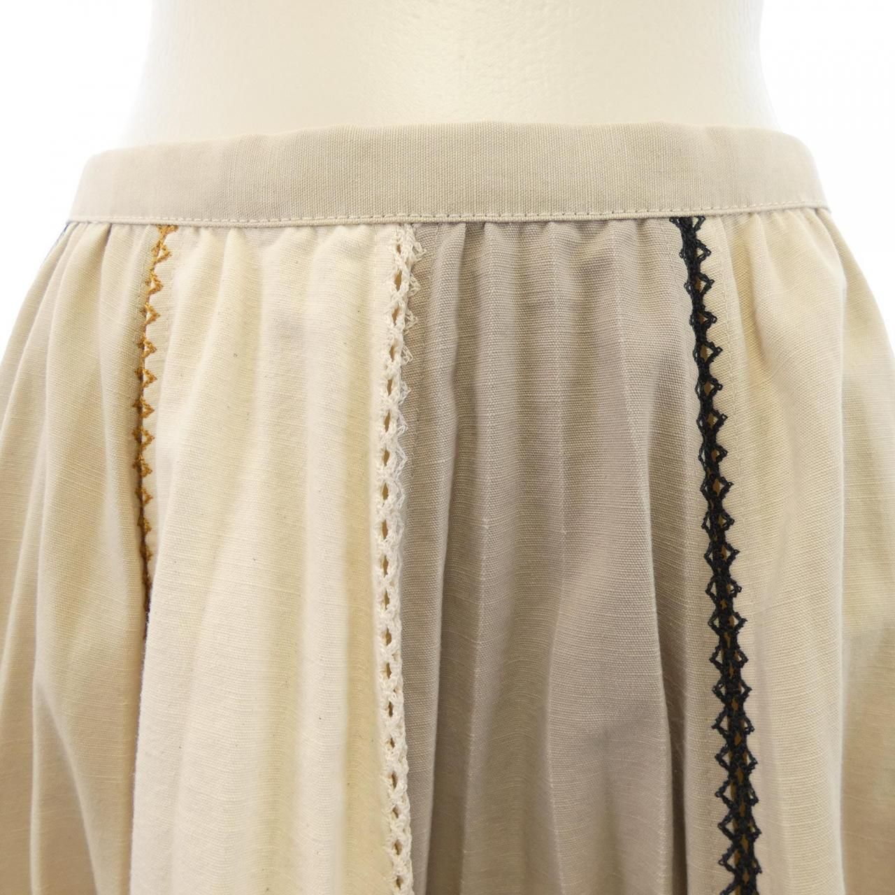 Dior 122 Skirt Beige — view 5