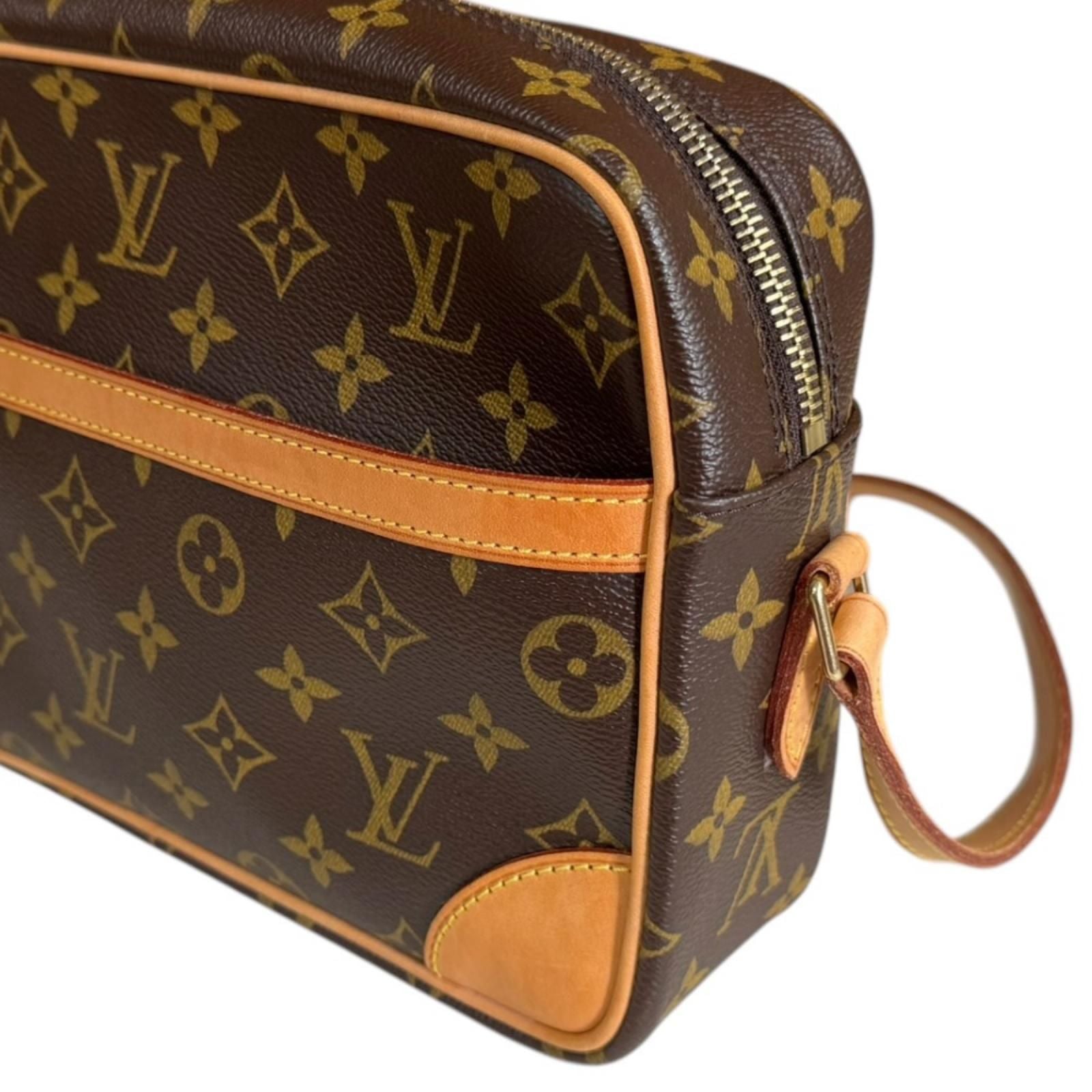 Louis Vuitton Trocadero 27 Monogram Shoulder Bag Canvas Brown — view 8