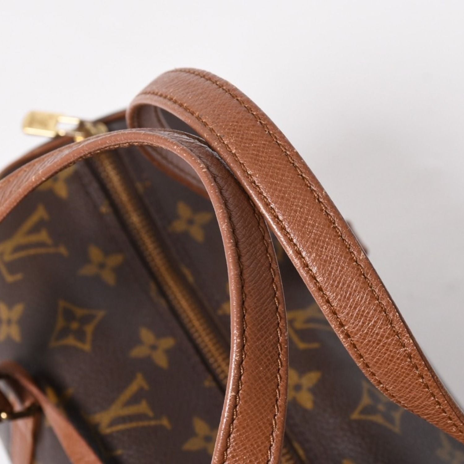 Louis Vuitton Papillon 30 GM Handbag Monogram Gold Tube Shape — view 6