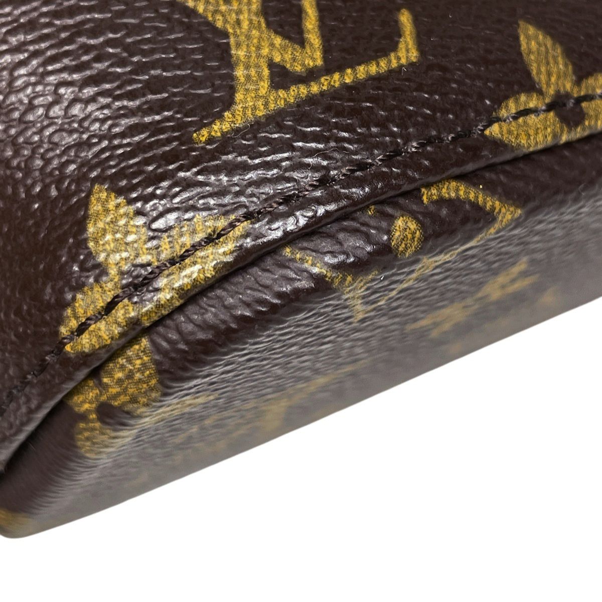 Louis Vuitton Vavin PM Handbag Monogram Brown — view 3