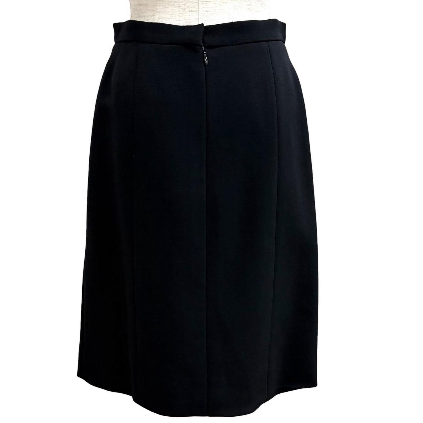 Chanel Vintage Wool Gripoix Buttoned 4 Pocket Jacket Skirt Set 38 — view 9