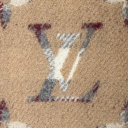 Louis Vuitton Echarpe Monogram Gradient Tartan Cashmere Embroidery Scarf — view 5
