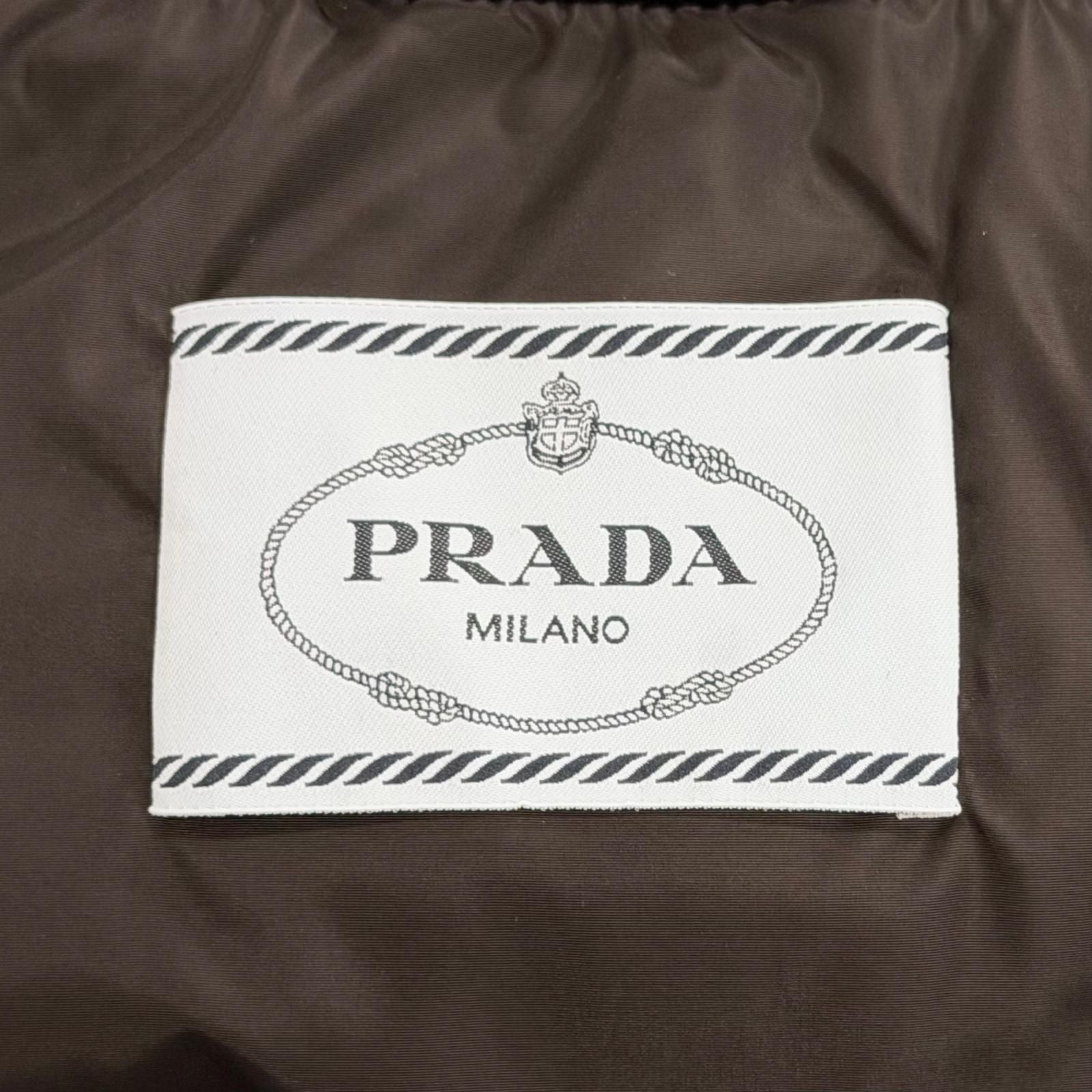 Prada Triangle Logo Velvet Cropped 2-Way Down Vest Black 36 — view 9