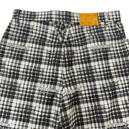 Louis Vuitton Logo Plaid Leather Patch LV Denim Shorts Gray 34 — view 4