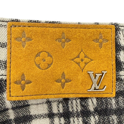 Louis Vuitton Logo Plaid Leather Patch LV Denim Shorts Gray 34 — view 5