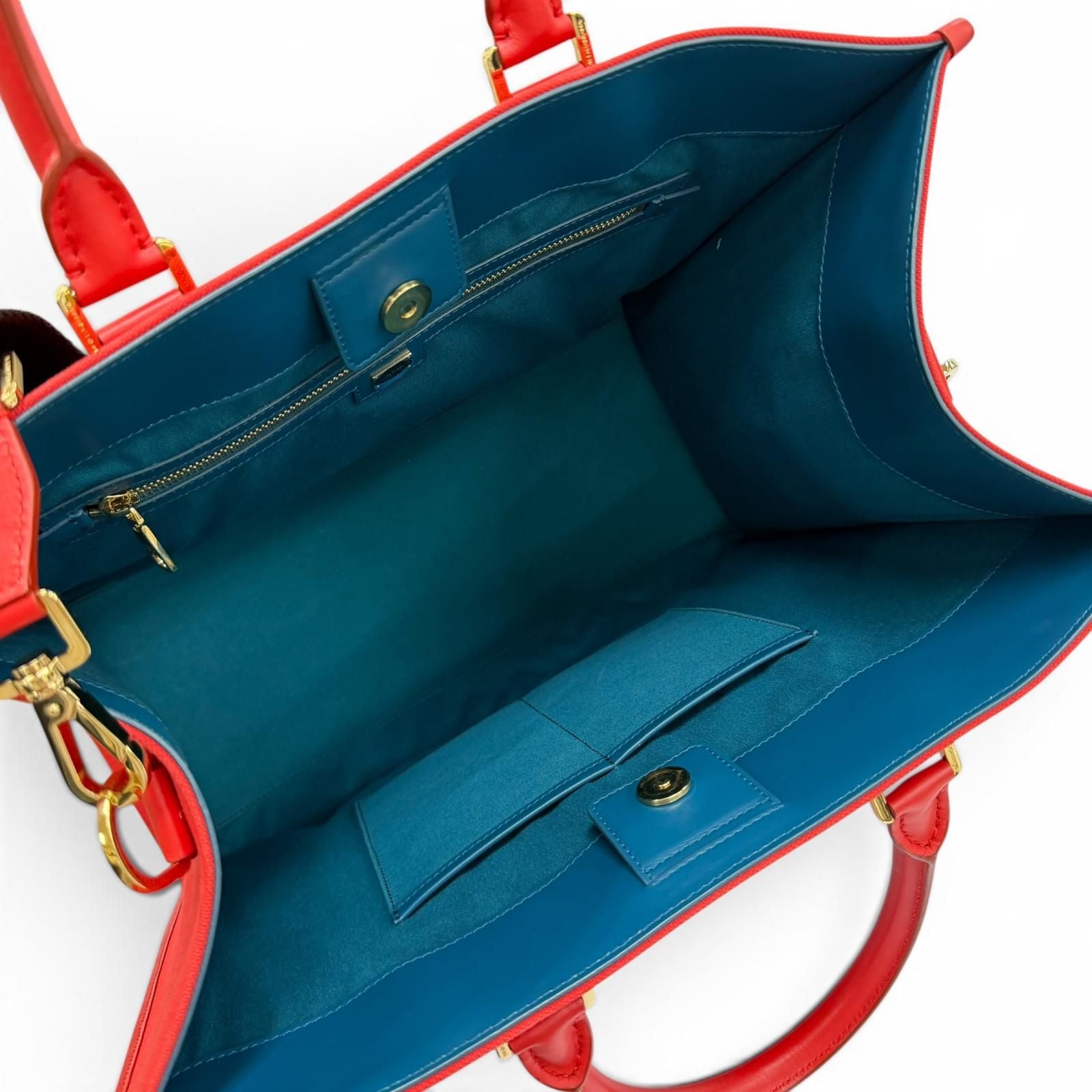 Dolce & Gabbana DG Logo Leather 2-Way Large Tote — view 6