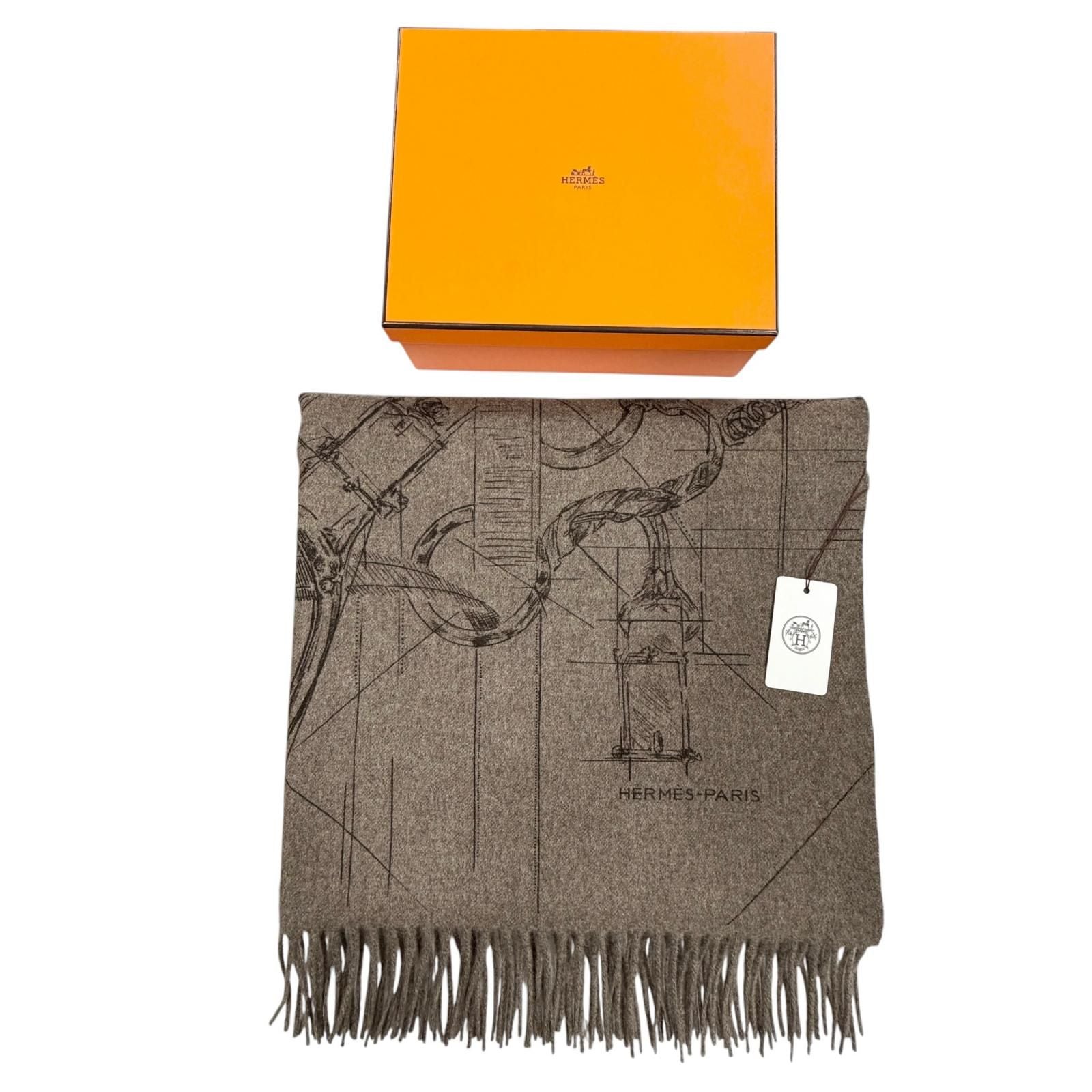 Hermes 100% 272800 Scarves Gray — view 2