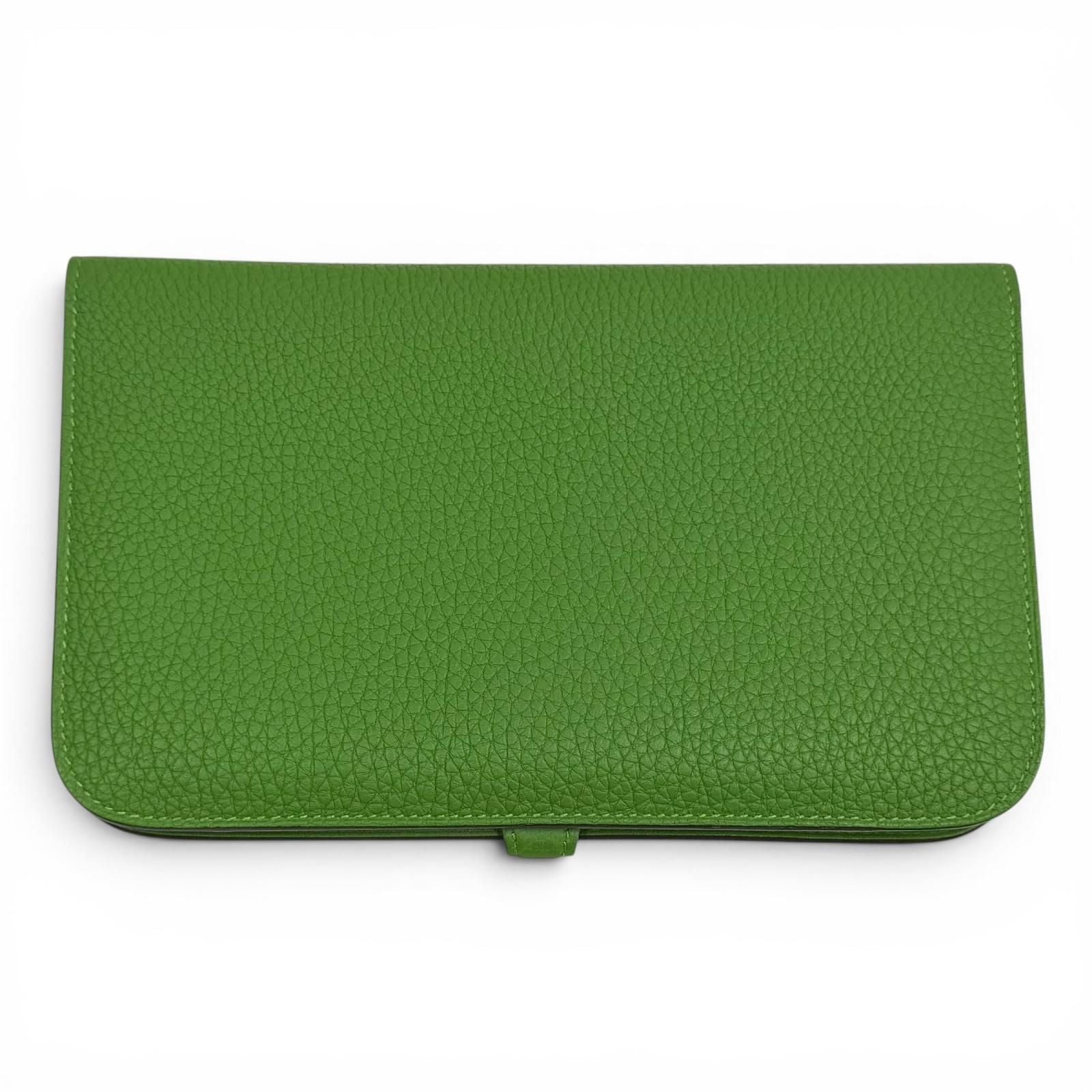 Hermes Dogon GM Duo Bamboo Togo Silver Series Wallet Box Included — view 3