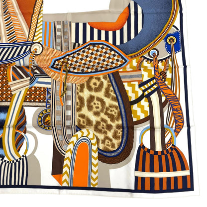 Hermes Carre 90 la Selle Imaginaire Silk 100% Blanc Bleu Brun Scarf — view 5