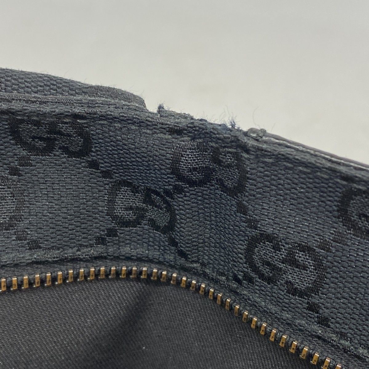 Gucci Waist Bag GG Canvas Black Silver — view 6