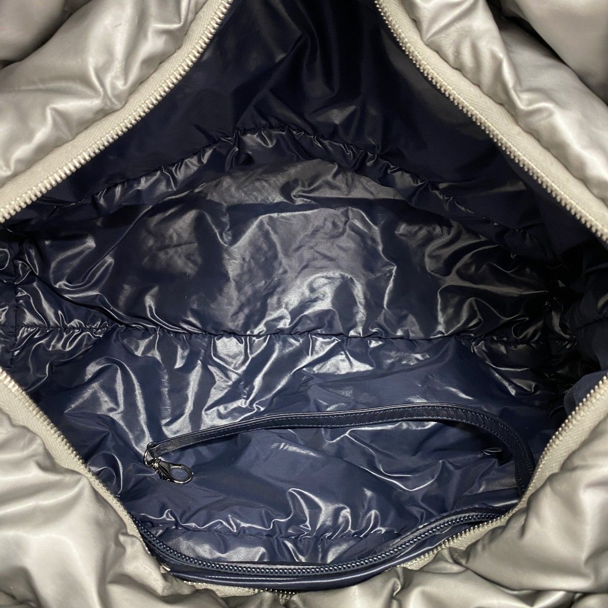 Chanel Tote Nylon Gray Silver — view 4
