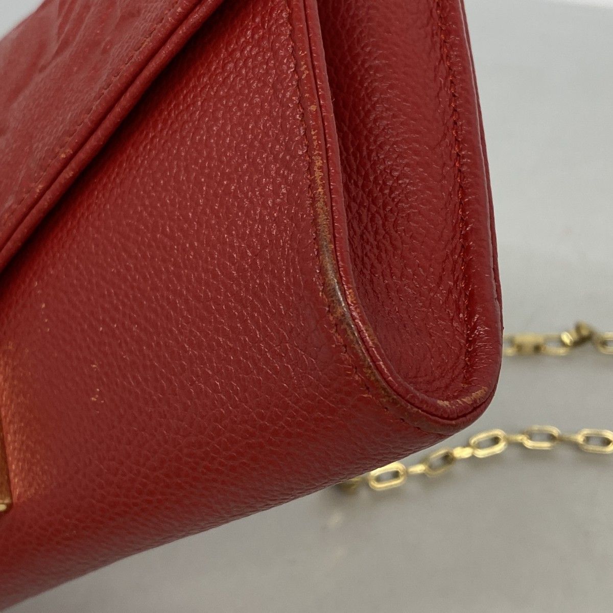 Louis Vuitton Shoulder Wallet Monogram Empreinte Pochette Saint Germain Cerise — view 7