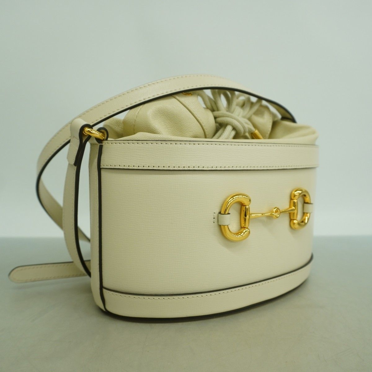 Gucci Shoulder Bag Horsebit Leather Ivory Gold — view 2