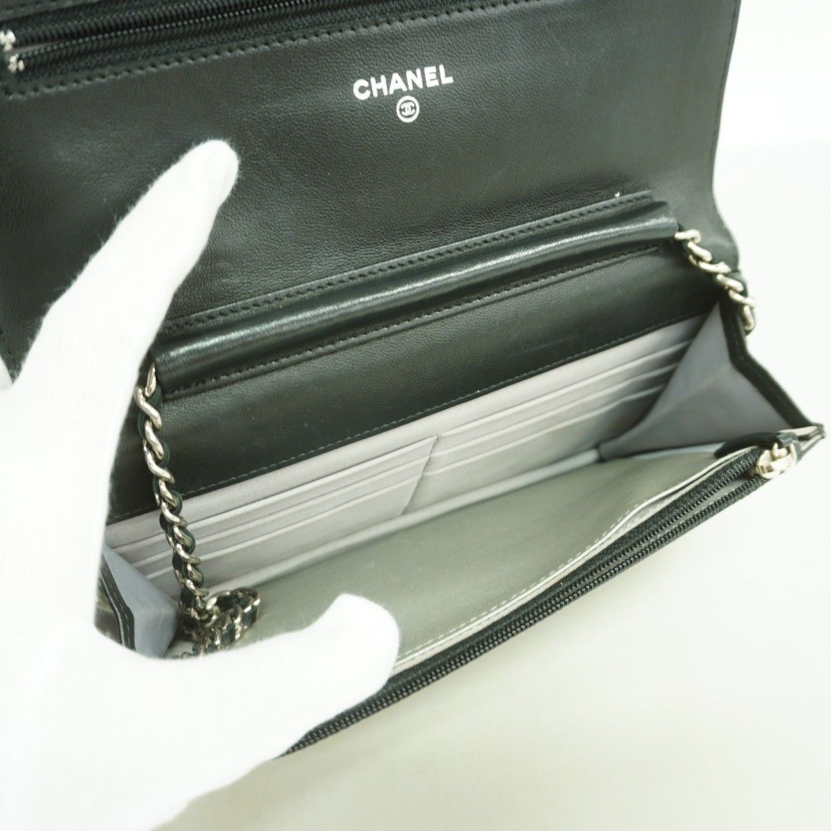 Chanel Shoulder Bag Camellia Lambskin Black Silver — view 4