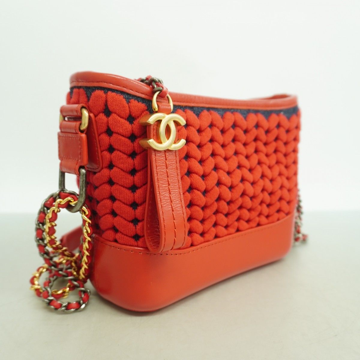 Chanel Shoulder Bag Knit Fabric Red Gold Silver — view 2