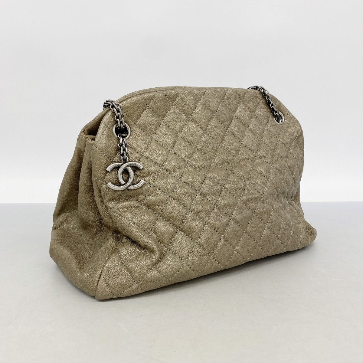 Chanel Shoulder Bag Quilted Caviar Leather Brown Silver — view 2