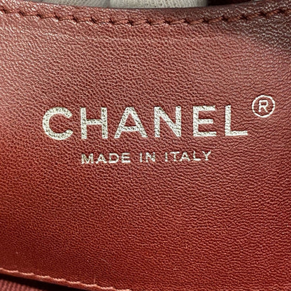 Chanel Shoulder Bag Quilted Caviar Leather Brown Silver — view 5