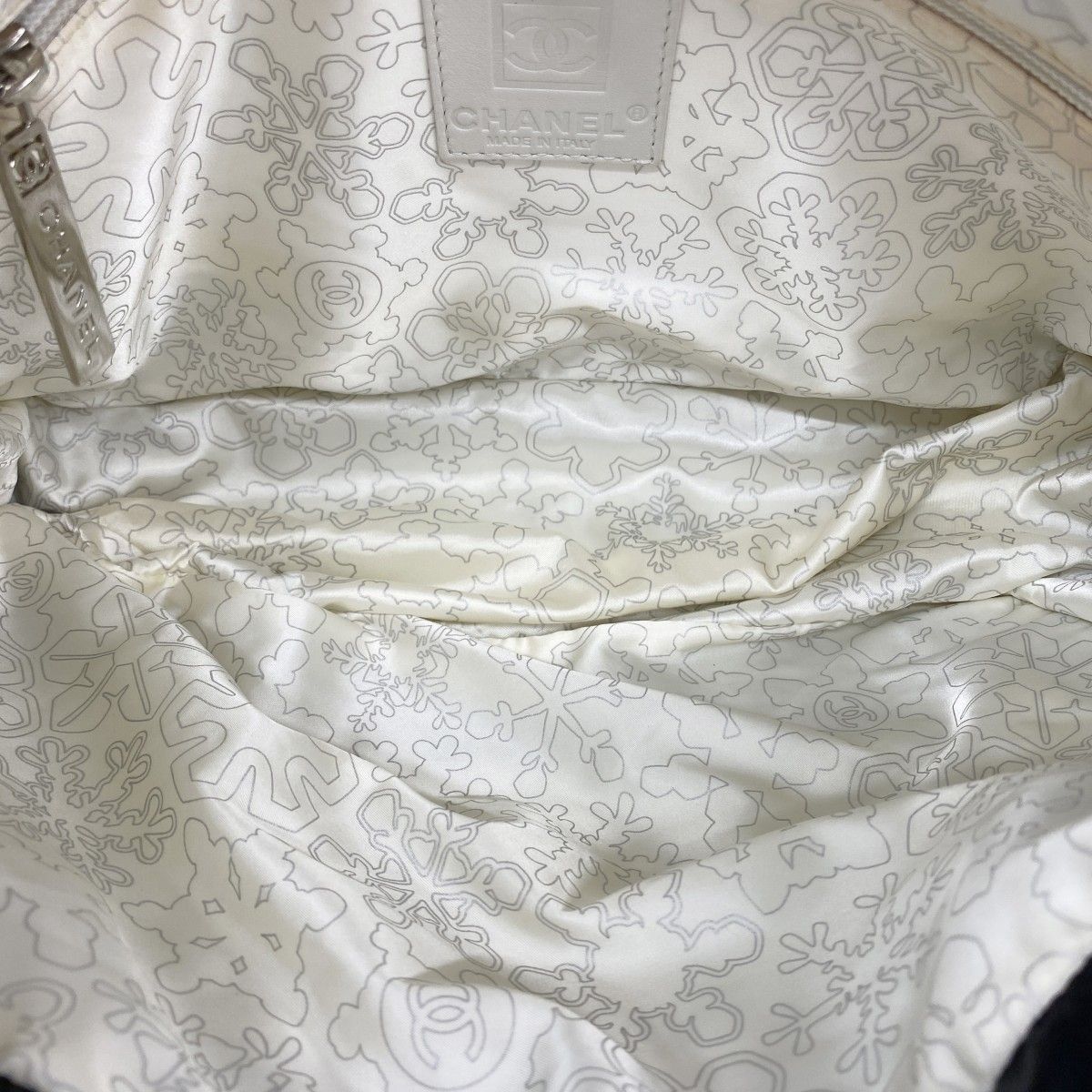 Chanel Shoulder Bag Nylon Black Silver — view 4