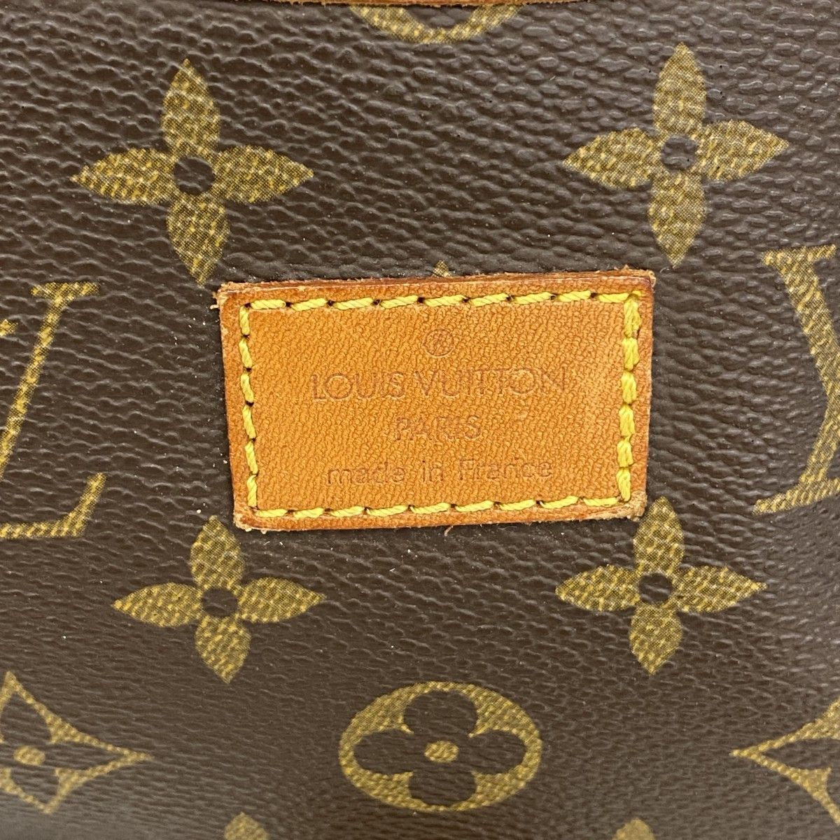 Louis Vuitton Shoulder Bag Monogram Saumur 30 Brown — view 5
